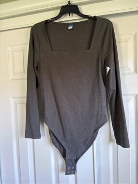 Old Navy Ribbed Square Neck Long Sleeve Bodysuit - Gray